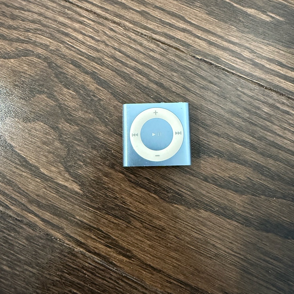 iPod shuffle model A1373